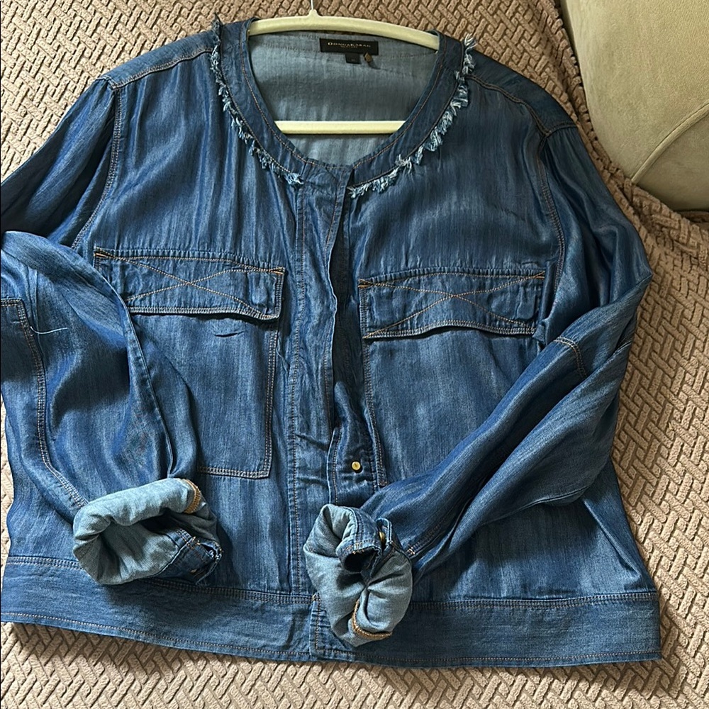 Donna Ricco Blue Jean Jacket with Band Collar